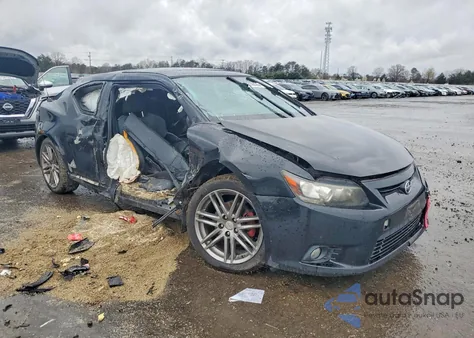 2013 Scion Tc Base z USA, uszkodzony, nr VIN JTKJF5C79D3061773